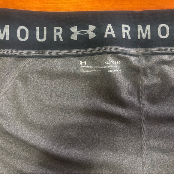 Under Armour Women's Compression Biker Shorts - Picture 3 of 3
